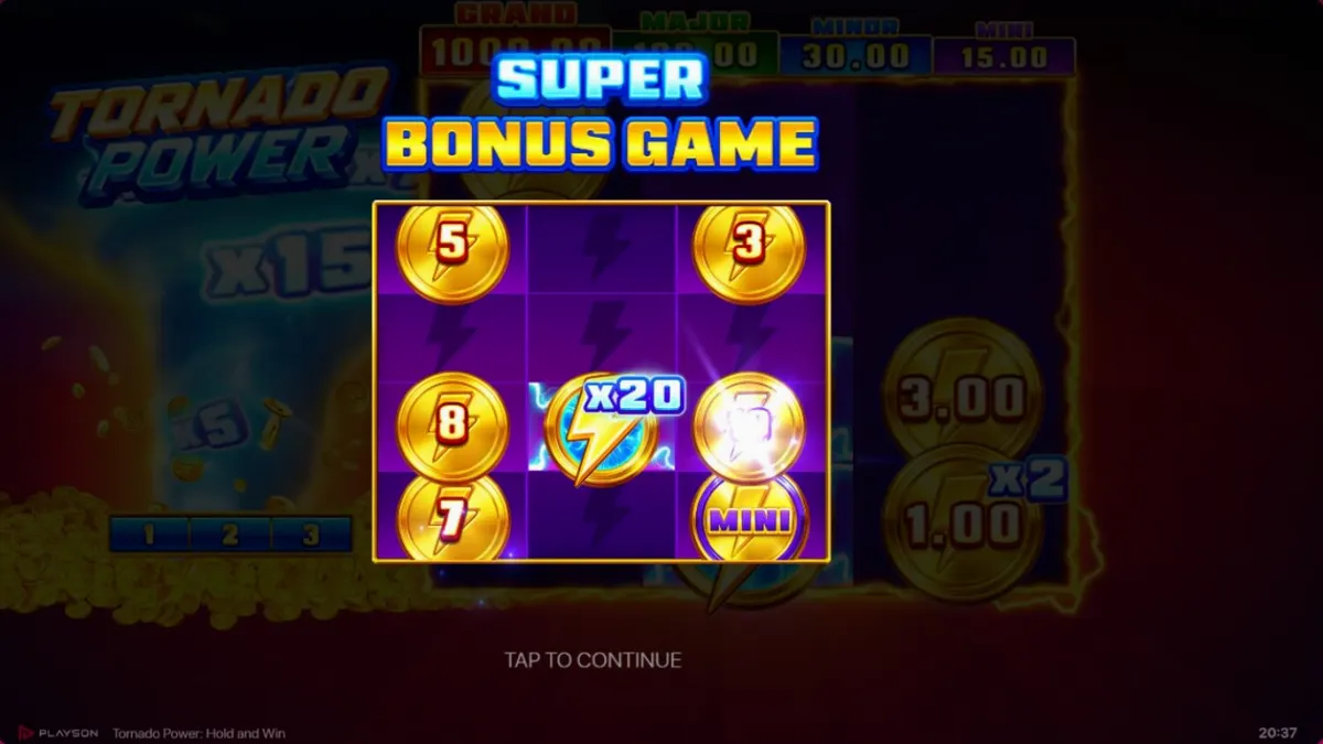 Tampilan antarmuka seluler slot Tornado Power: Hold and Win yang menampilkan simbol buah dan efek petir